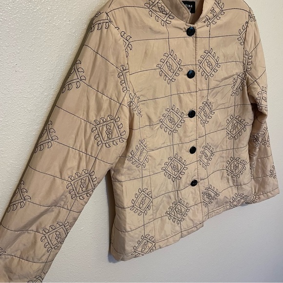 Vintage Christina Hope Silk Quilted Jacket Embroidered Detail Size Medium Button - Picture 2 of 6